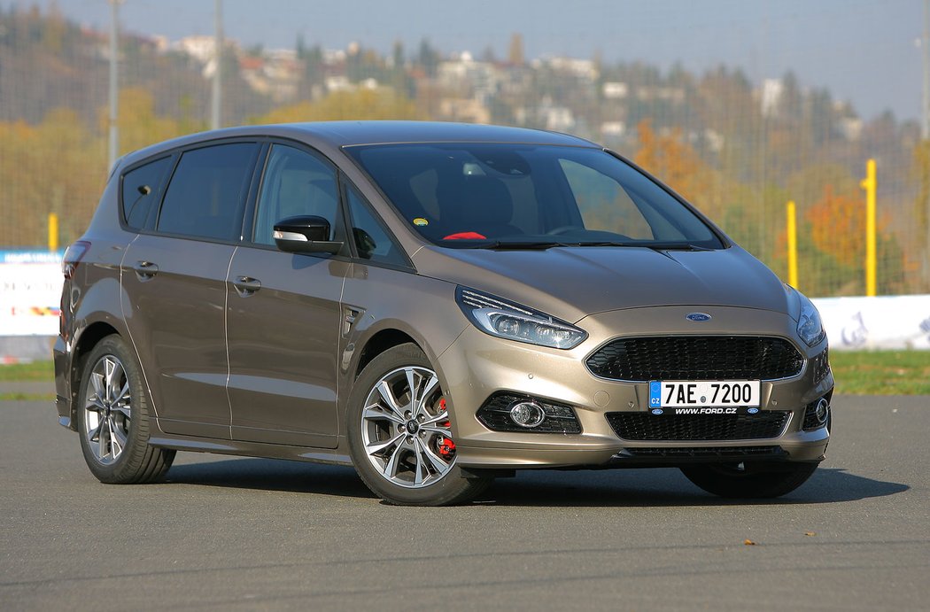 Ford S-Max