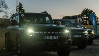 Fordy na sněhu Fordy na sněhu