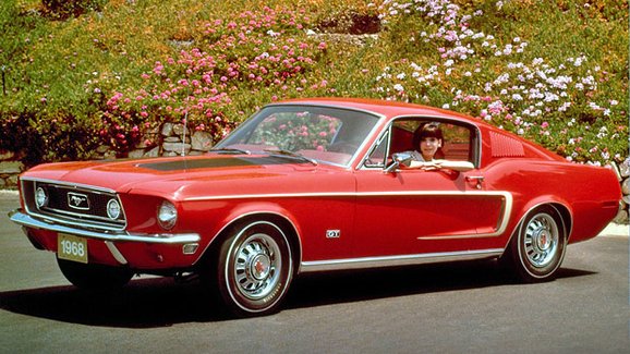 Ford Mustang: Divoký kůň oslavil padesátku