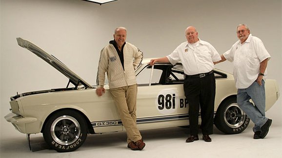 Shelby GT350R z roku 1965 se vrací do výroby! Oživují ho bývalí pracovníci firmy