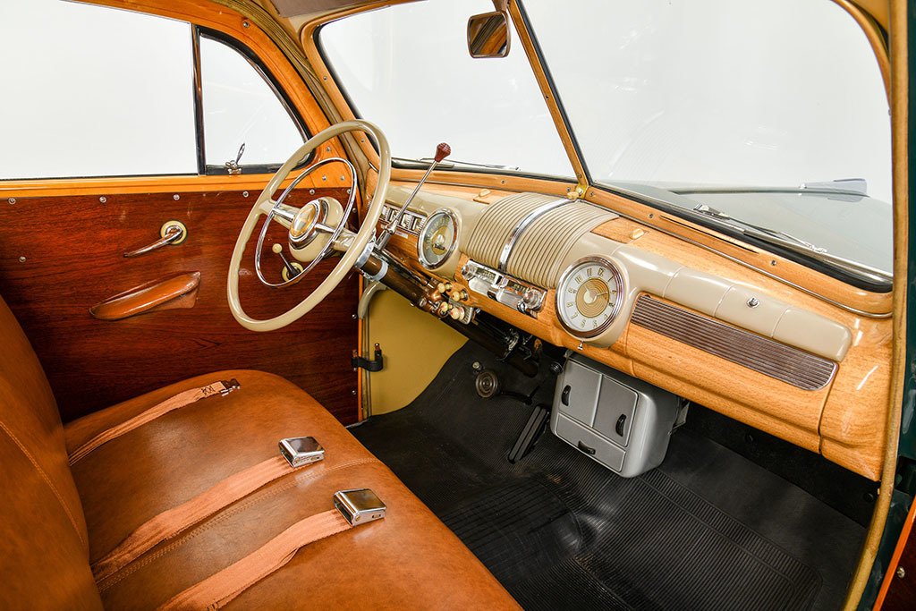 Ford Super Deluxe Custom Woody Wagon (1947)