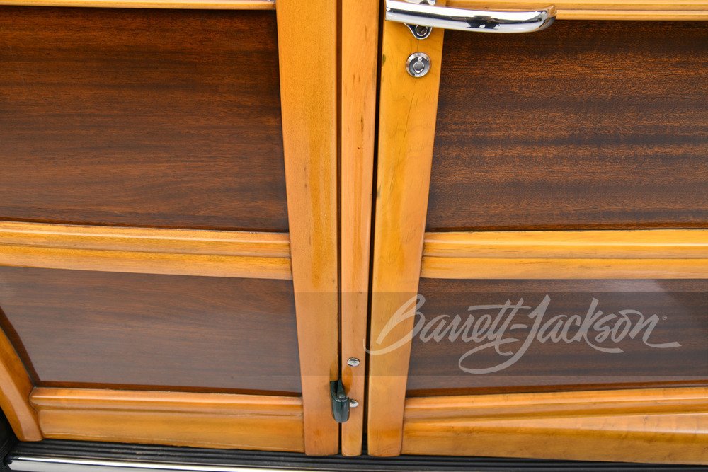 Ford Super Deluxe Custom Woody Wagon (1947)