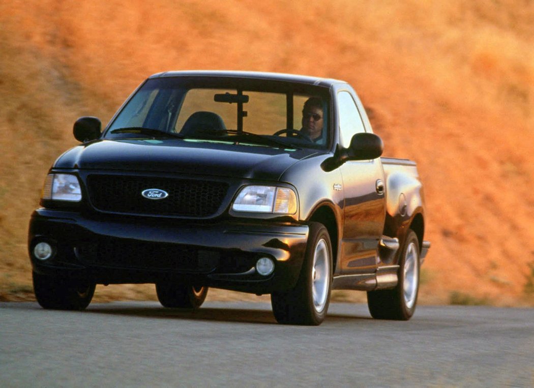 Ford SVT F-150 Lightning (1999)