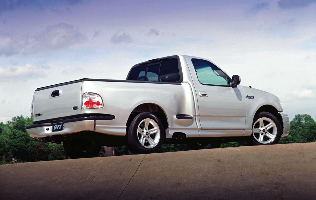 Ford SVT F-150 Lightning (1999)