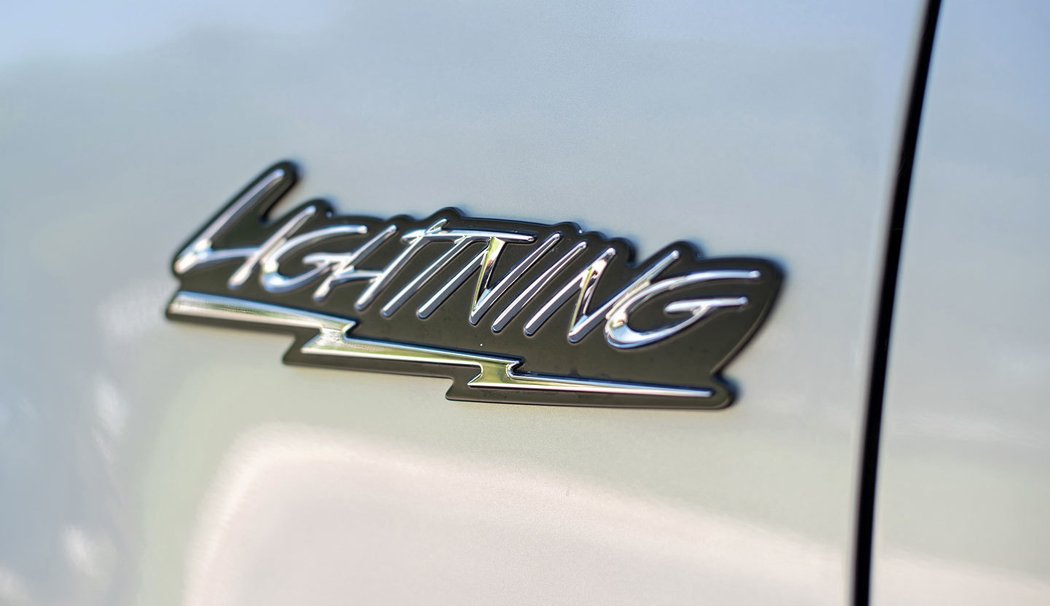 Ford SVT F-150 Lightning (1999)