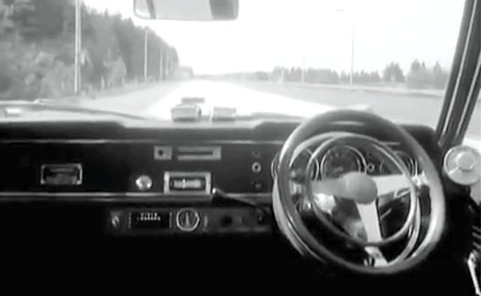 Video: Automobil bez řidiče z roku 1971 je předobrazem autonomních vozidel