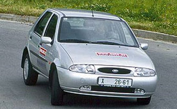 https://www.auto.cz/test-ford-fiesta-1-25-trend-85