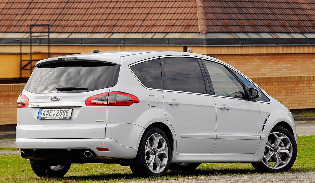 Ford S-Max