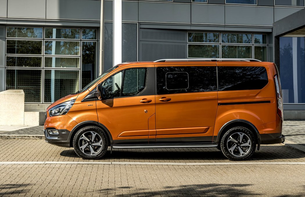 Ford Tourneo Custom Active