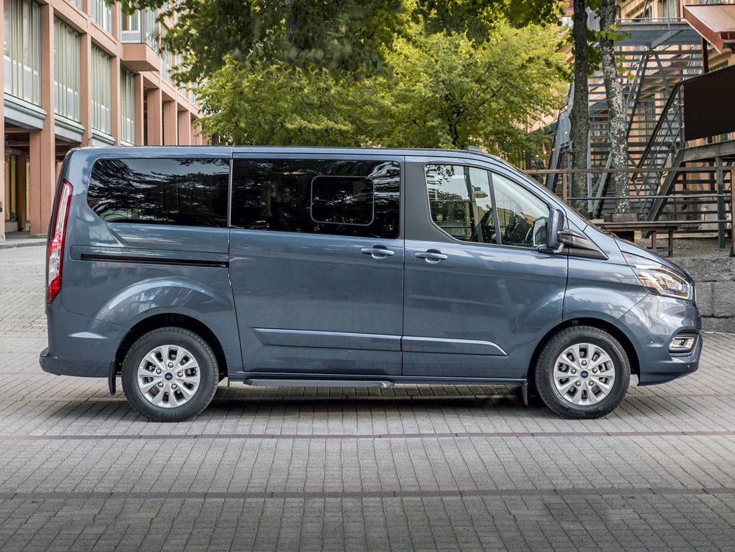 Ford Tourneo Custom PHEV