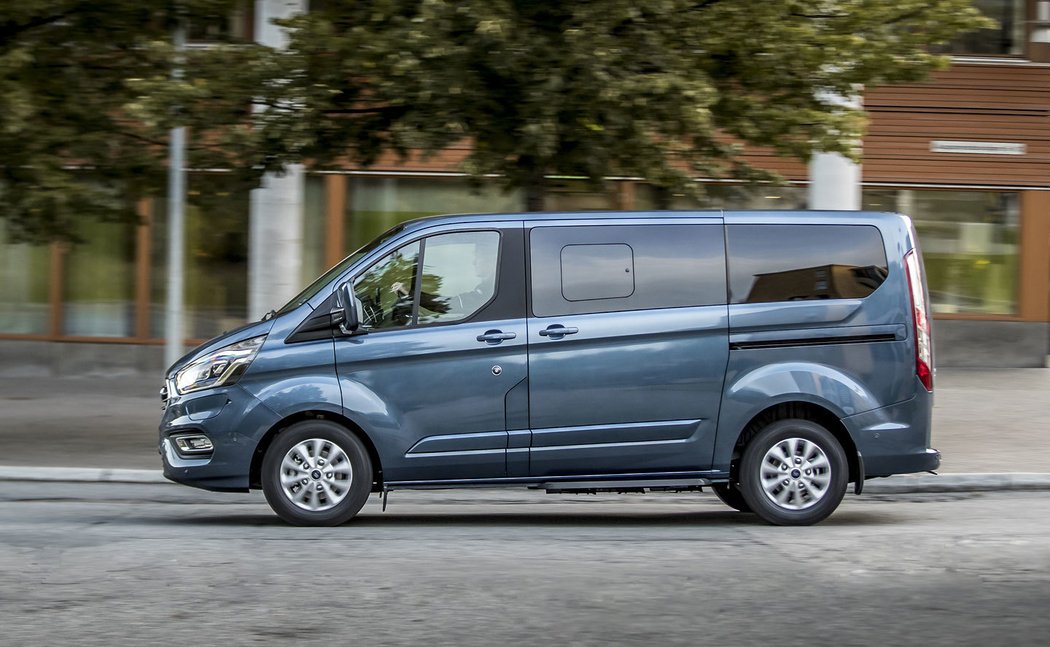 Ford Tourneo Custom PHEV