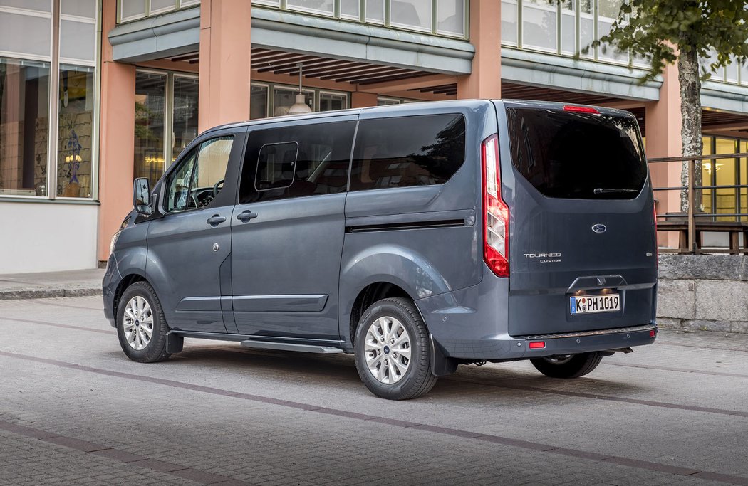 Ford Tourneo Custom PHEV