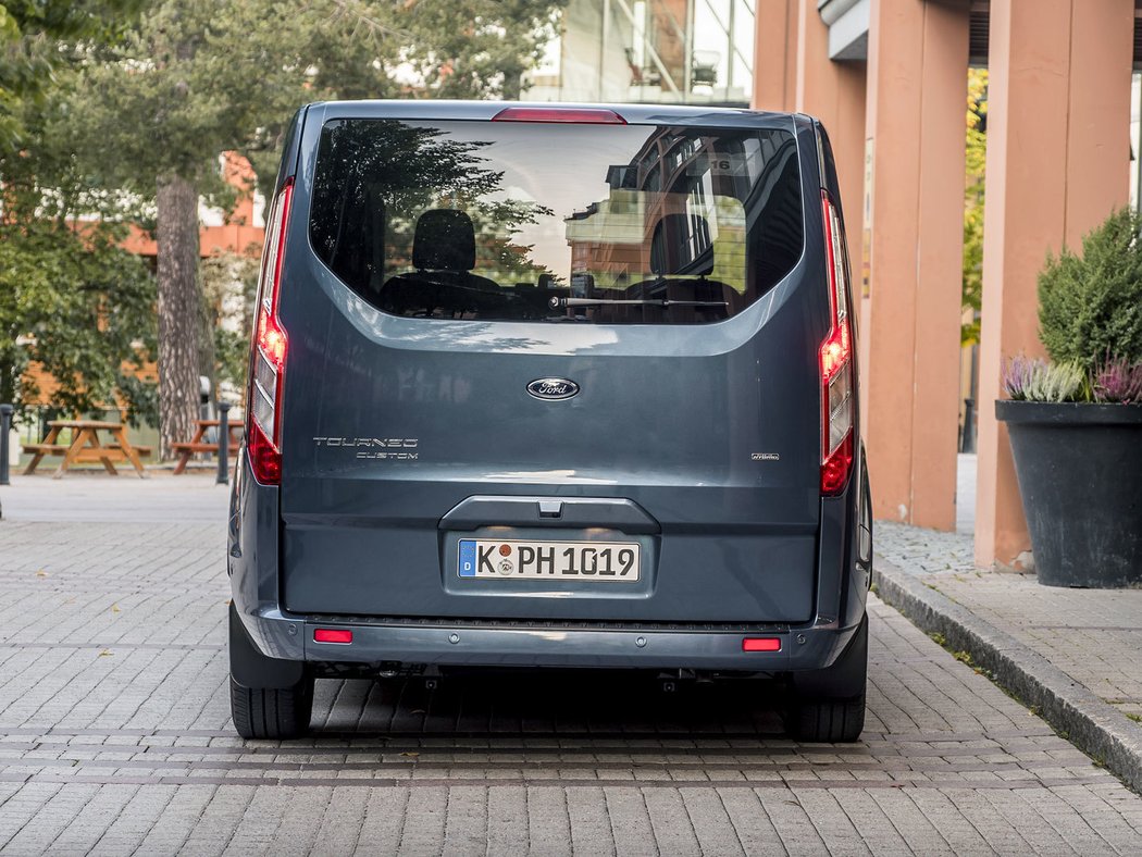 Ford Tourneo Custom PHEV