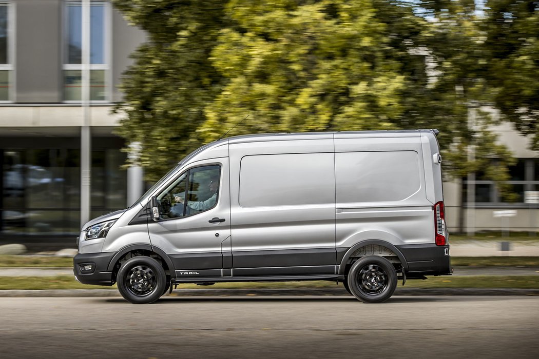 Ford Transit Trail AWD