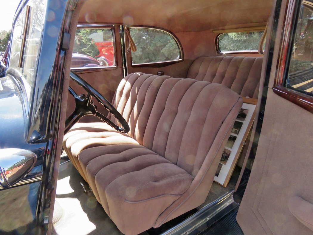 Ford Victoria 2-door Sedan (1934)