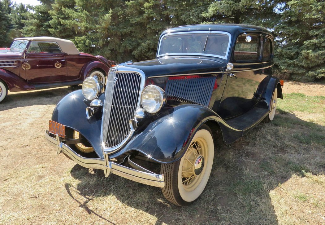 Ford Victoria 2-door Sedan (1934)