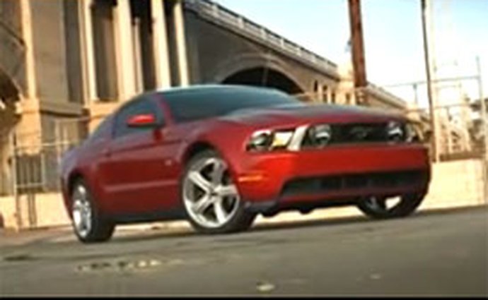 Video: Ford Mustang – Pro rok 2010 v novém