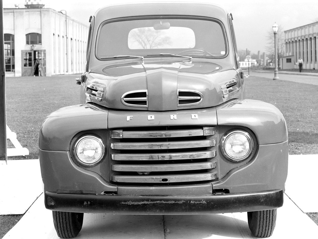 Ford F-1 (1948-1950)