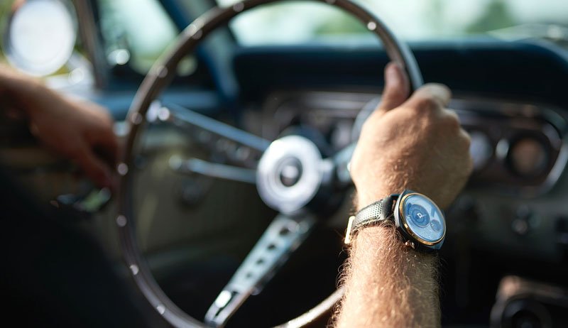 Ford Mustang se může proměnit i v luxusní hodinky
