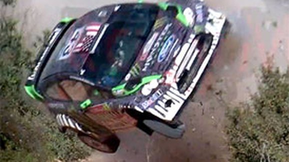 Drsný shakedown: Ken Block včera zrušil Fiestu WRC (video)