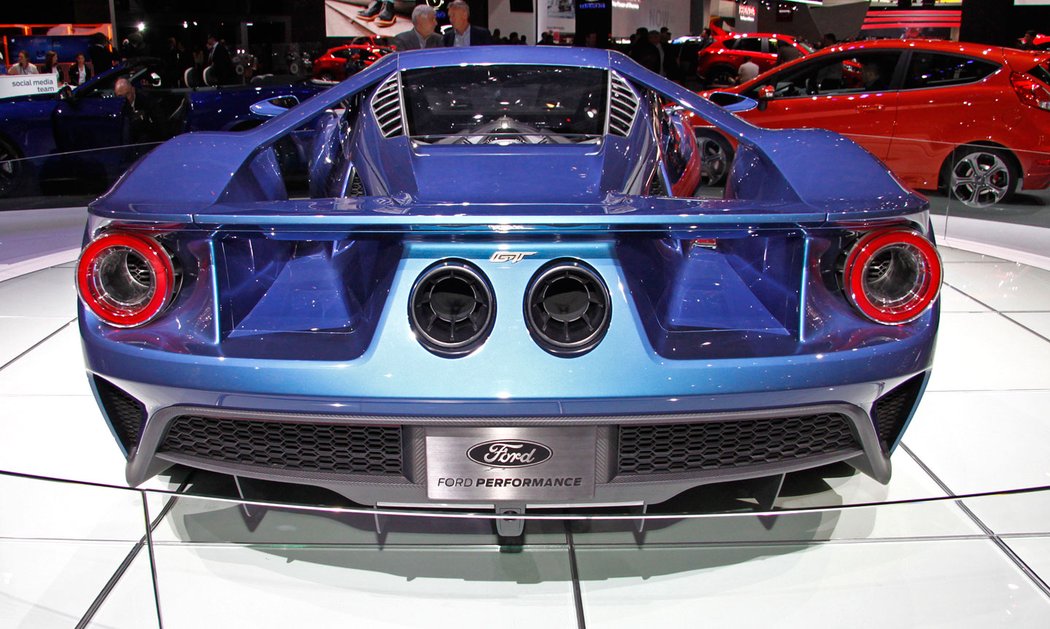 Ford GT