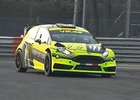 Video: Valentino Rossi válí za volantem Fordu Fiesta WRC