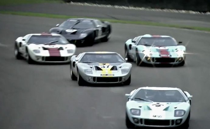 Video: Největší závod Fordů GT40 v historii