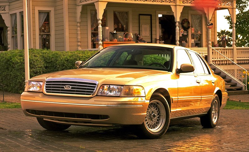 Ford Crown Victoria