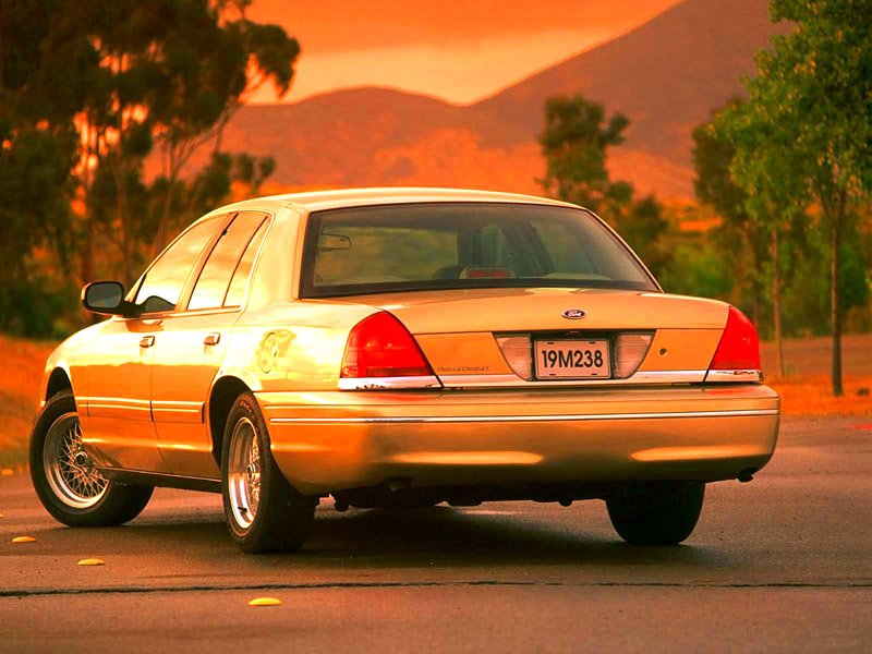 Ford Crown Victoria