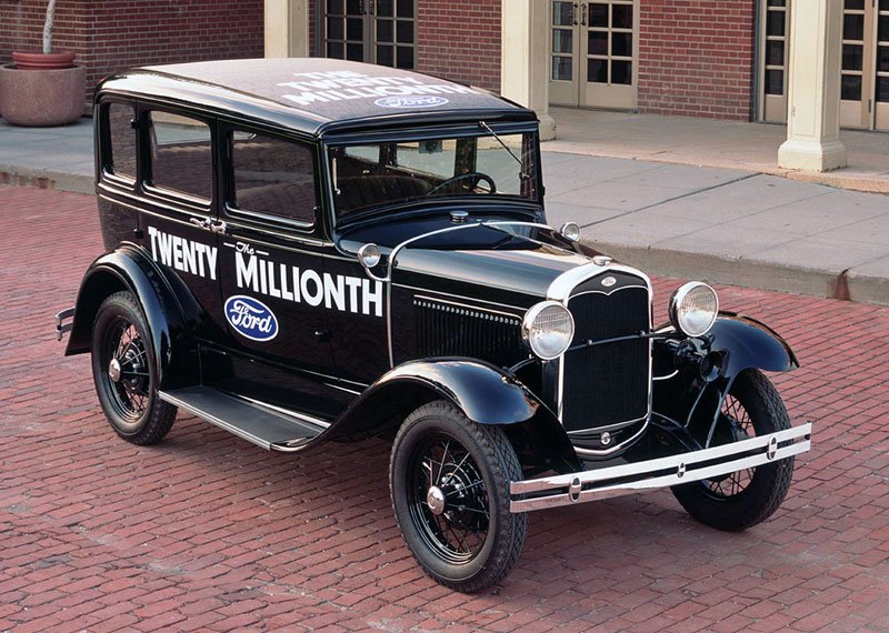 Ford Model A Town Sedan (1930)