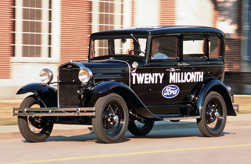 Ford Model A Town Sedan (1930)