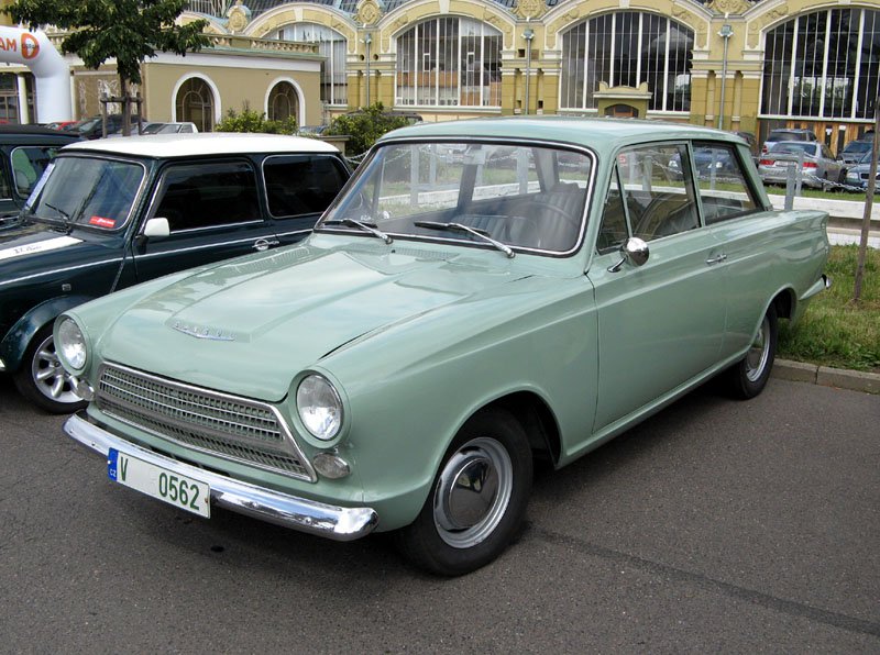 Ford Cortina