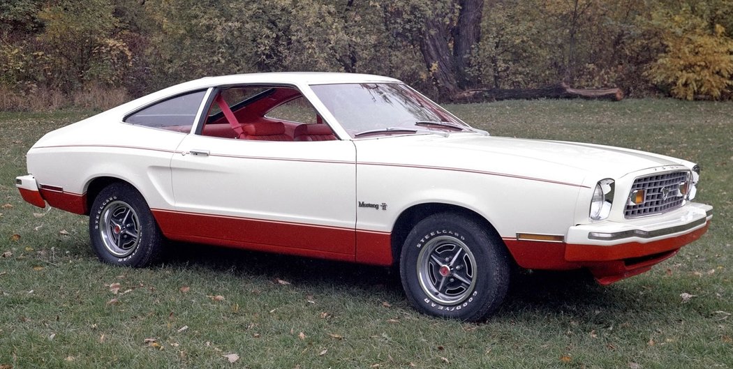 Ford Mustang II 3-door 2+2 (1976)