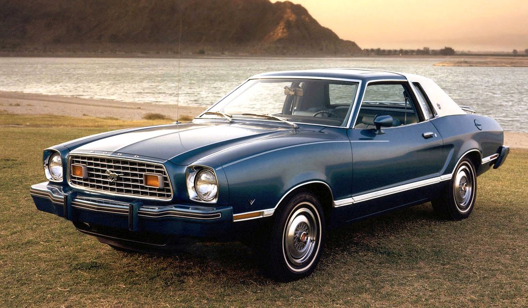 Ford Mustang II V8 Ghia Hardtop (1977)