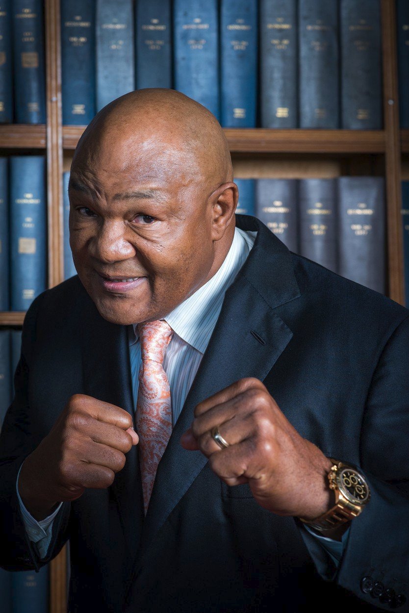 Bývalý mistr světa v těžké váze i olympijský šampion George Foreman