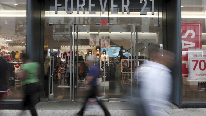 Obchodní řetězec Forever 21 se potýká s finančními problémy