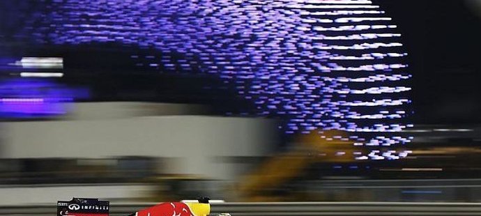 Sebastian Vettel vítězí v GP Abu Dhabi