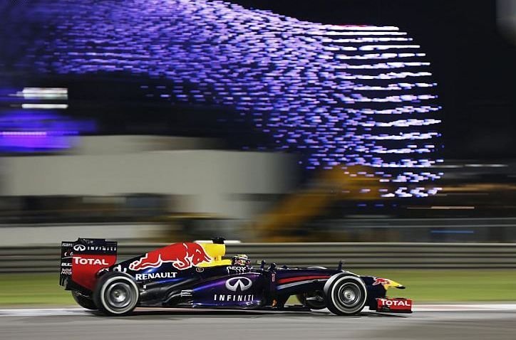 Sebastian Vettel vítězí v GP Abu Dhabi