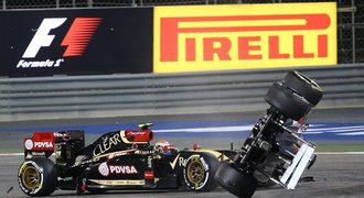 VIDEO: Hororové salto v F1. Maldonado vystřelil soupeře do vzduchu