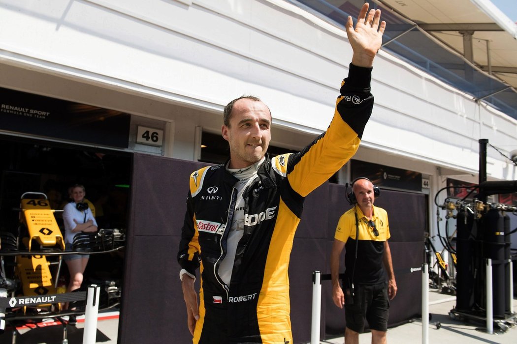 Robert Kubica úspěšně absolvoval na Hungaroringu oficiální testovací jízdy v závodním monopostu Renault