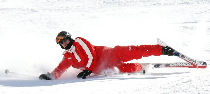 Takto Michael Schumacher spadnul na italské sjezdovce v roce 2006. Jako lyžař byl ale velmi dobrý.