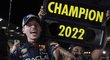 Max Verstappen slaví další titul mistra světa ve formuli 1