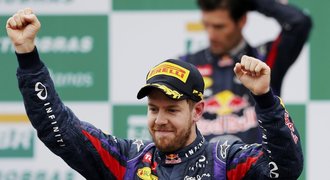 Mistr světa Vettel se loučil další výhrou, Webber druhým místem