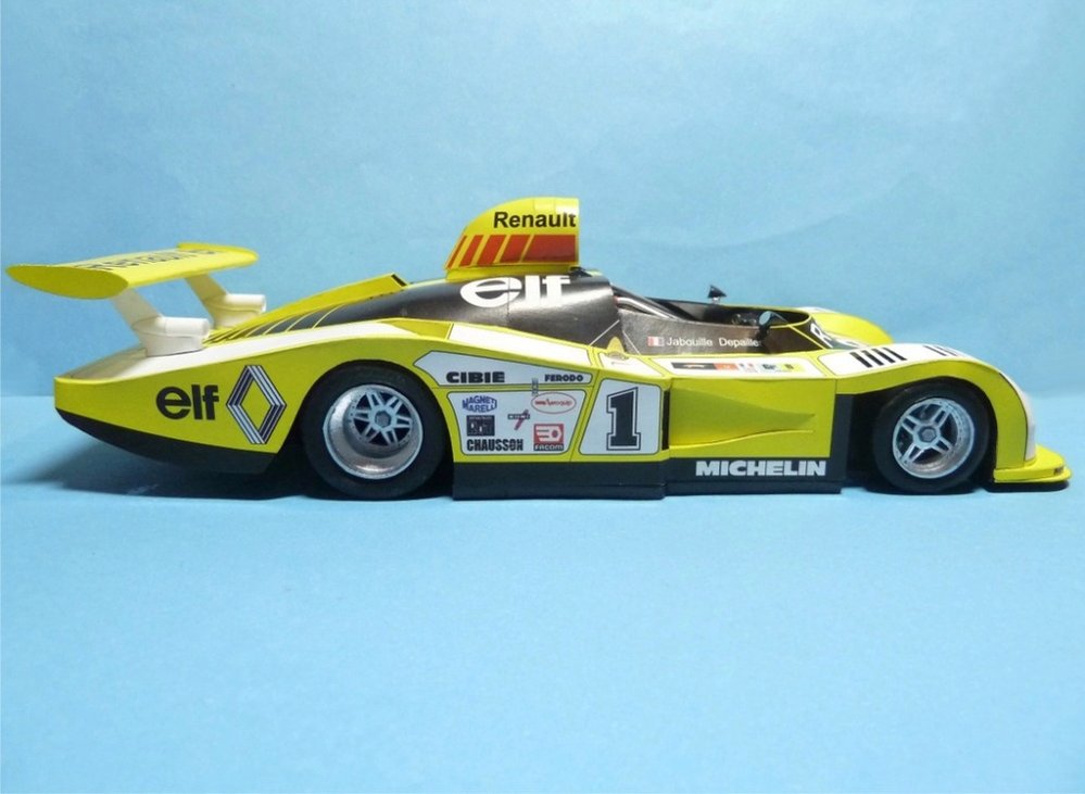 Model závodního vozu Renault-Alpine