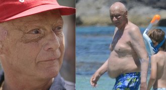Takhle ho neznáte! Legendární pilot F1 Niki Lauda se u moře svlékl do plavek