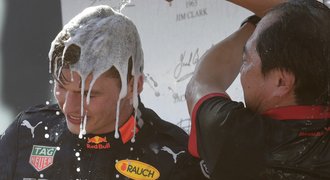 Nadvláda Mercedesu končí, v Rakousku slaví Verstappen z Red Bullu