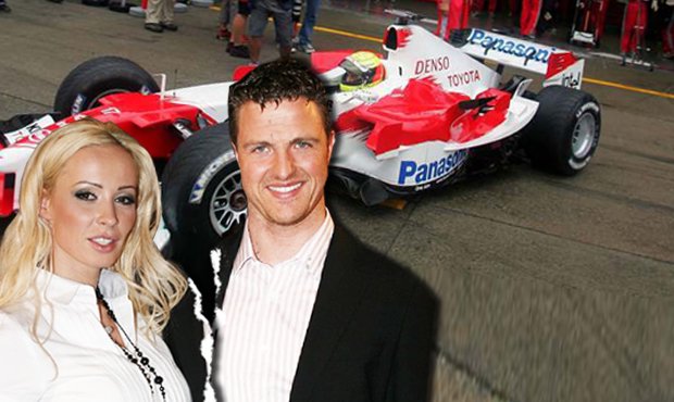 Ralf Schumacher bojuje se svoji stále ještě manželkou Corou o majetek.