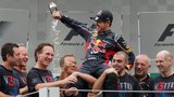 Vettel je miláčkem týmu: Titul přinesl každému zaměstnanci přes 300 tisíc!
