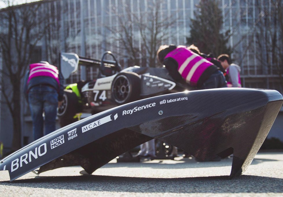 Formule z Brna drtí světovou konkurenci