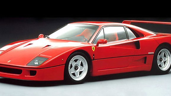 Ferrari F40 – pocta commendatorovi